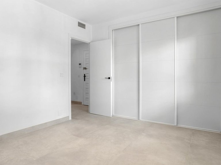 Apartment for Sale in Marbella, Malaga 17
