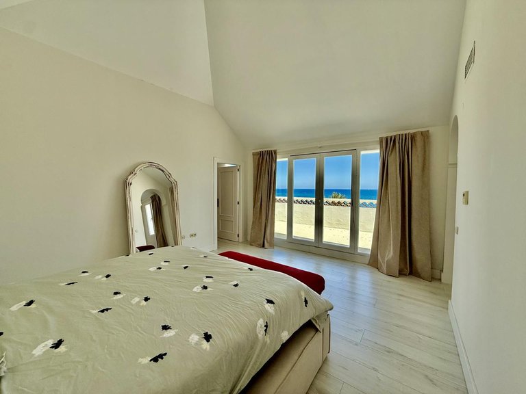 Penthouse for Sale in Bahía De Casares, Malaga 42