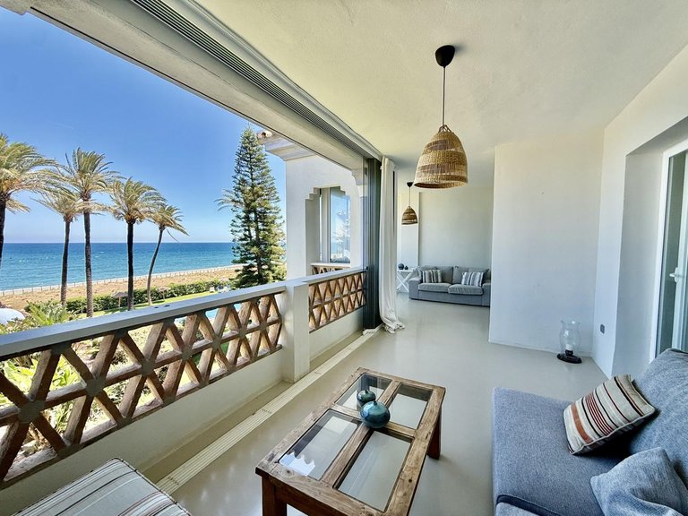 Penthouse for Sale in Bahía De Casares, Malaga 1