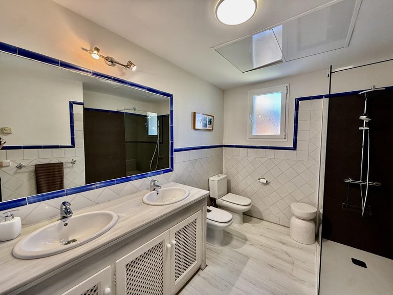 Penthouse for Sale in Bahía De Casares, Malaga 28
