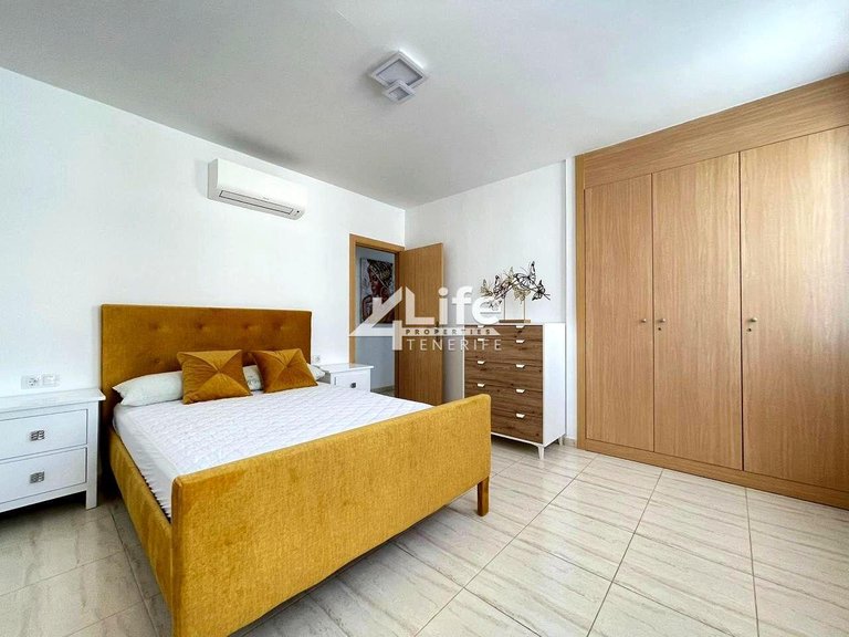 Villa for Sale in Amarilla Golf, Tenerife 10