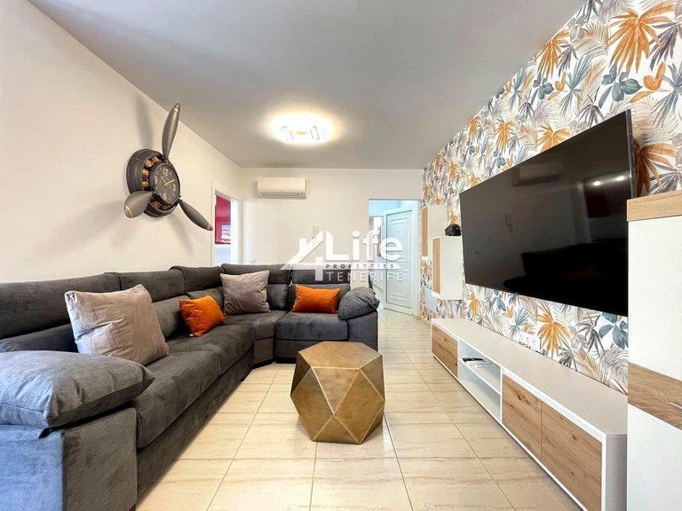 Villa for Sale in Amarilla Golf, Tenerife 1