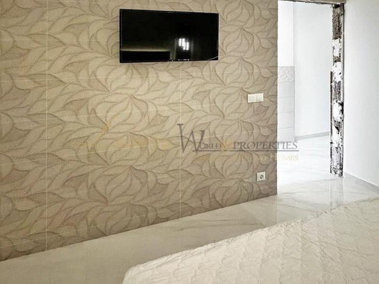 Apartment for Sale in Costa Del Silencio, Tenerife, España 8