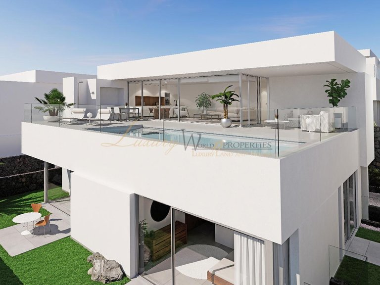 Villa for Sale in Rokabella, Tenerife, España 1