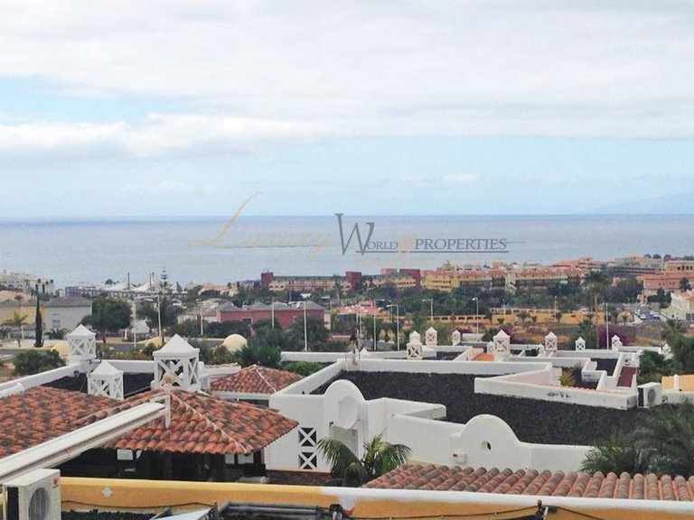 Town House for Sale in Costa Adeje, Tenerife, España 25