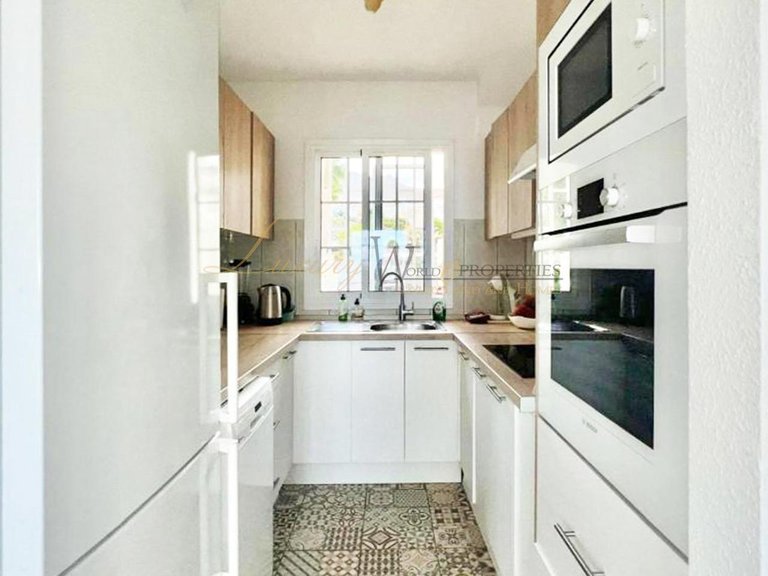 Town House for Sale in Costa Adeje, Tenerife, España 13