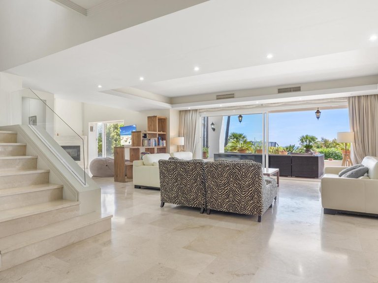 Villa for Sale in Manilva, Malaga 7