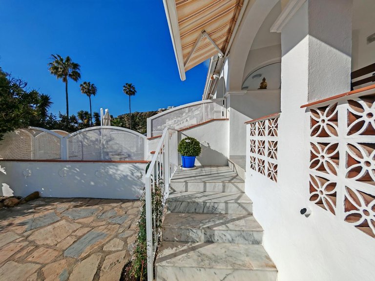 Villa for Sale in Manilva, Malaga 4