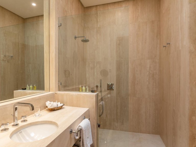Villa for Sale in Casares, Malaga 18