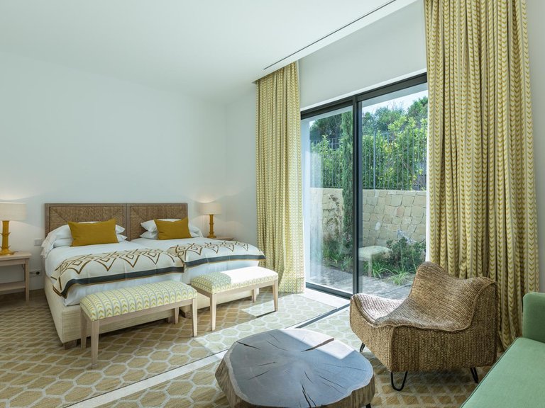 Villa for Sale in Casares, Malaga 5