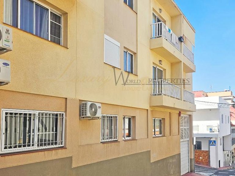 Apartment for Sale in Cabo Blanco, Tenerife, España 21