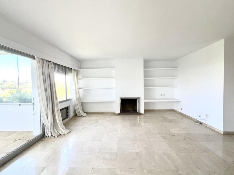 Apartment for Sale in Marbella, Malaga 2