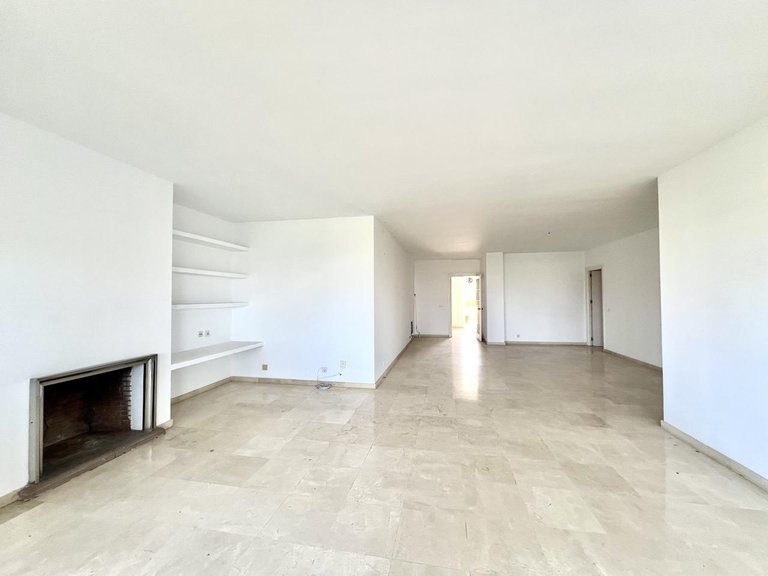 Apartment for Sale in Marbella, Malaga 5