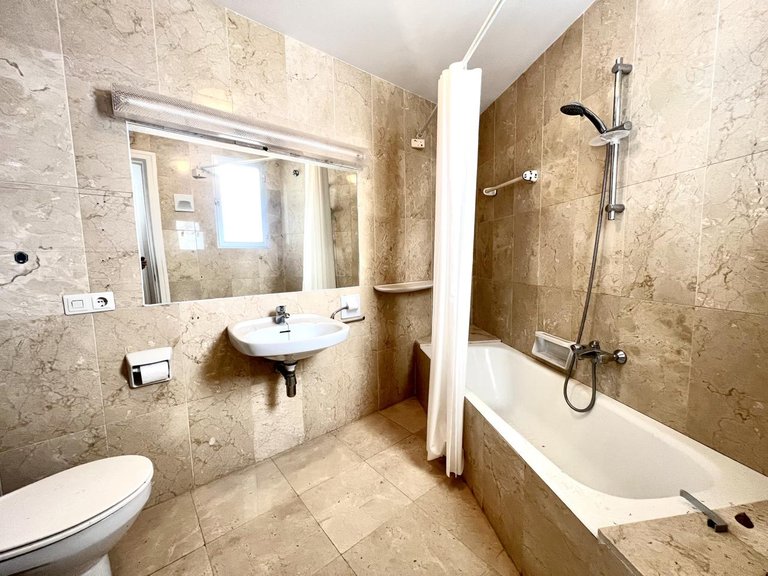 Apartment for Sale in Marbella, Malaga 19