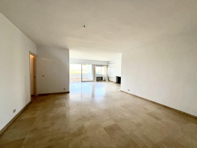 Apartment for Sale in Marbella, Malaga 7