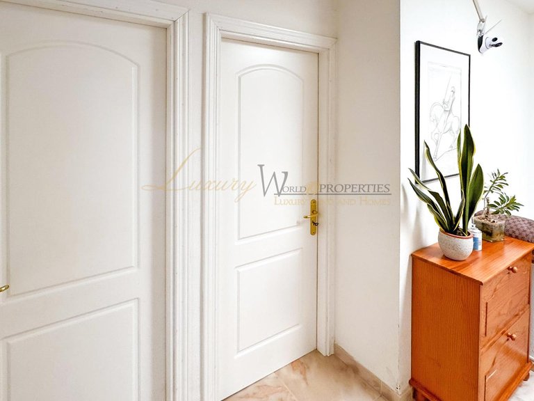 Town House for Sale in Costa Adeje, Tenerife, España 20