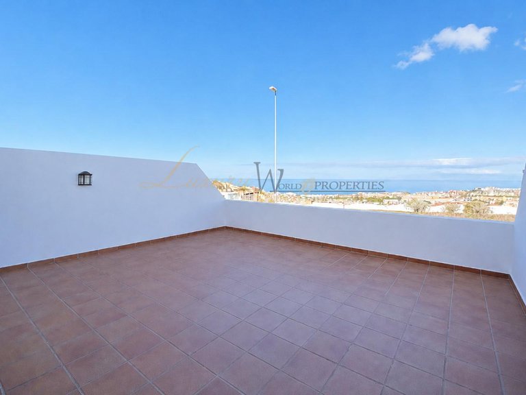 Town House for Sale in Costa Adeje, Tenerife, España 11