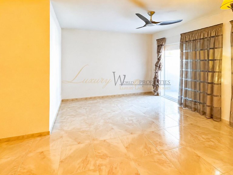 Town House for Sale in Costa Adeje, Tenerife, España 8