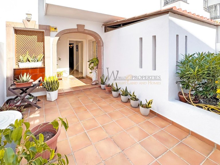 Town House for Sale in Costa Adeje, Tenerife, España 3