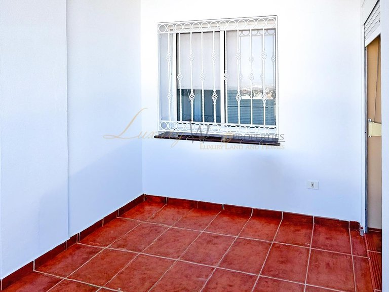 Town House for Sale in Costa Adeje, Tenerife, España 28