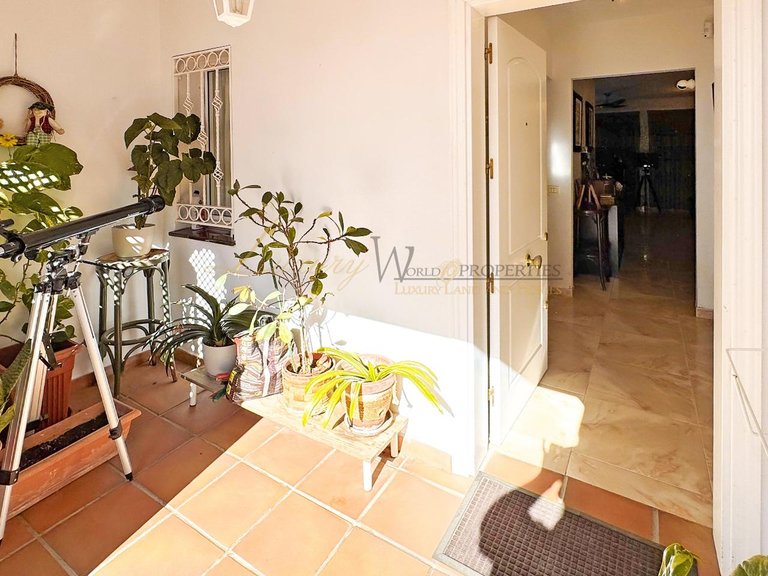 Town House for Sale in Costa Adeje, Tenerife, España 7