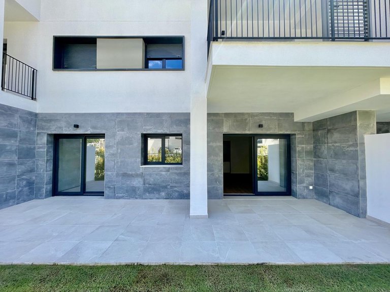 Apartment for Sale in Estepona, Malaga 7