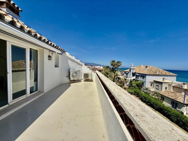 Penthouse for Sale in Bahía De Casares, Malaga 47