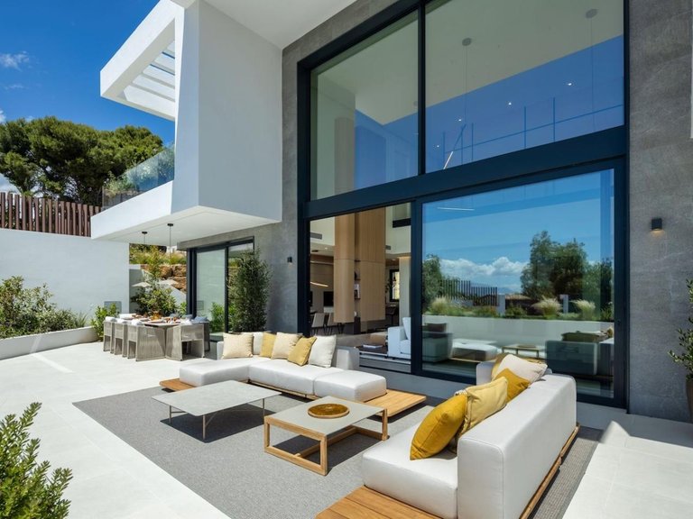 Villa for Sale in Marbella, Malaga 5