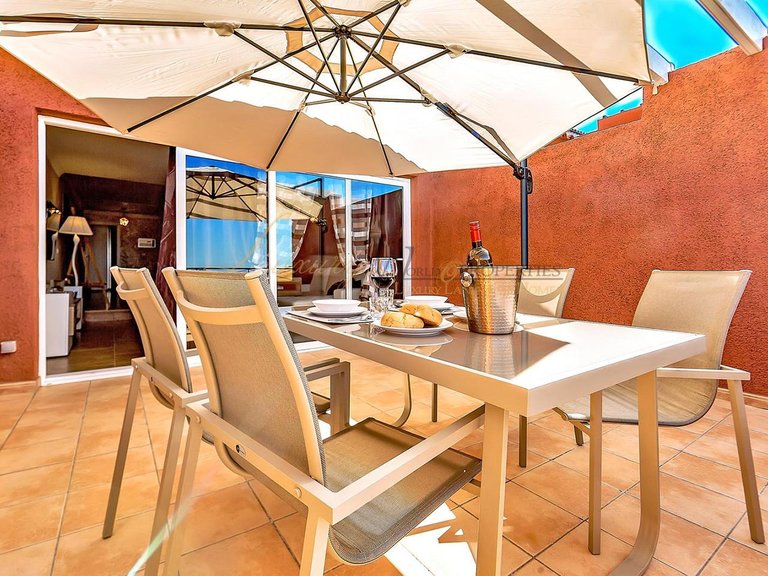 Town House for Sale in Costa Adeje, Tenerife, España 3