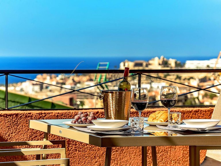 Town House for Sale in Costa Adeje, Tenerife, España 2