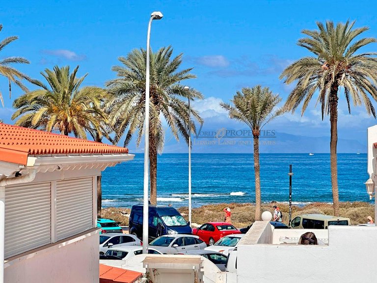 Villa for Sale in Playa De Las Americas, Tenerife, España 14