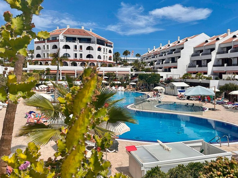 Villa for Sale in Playa De Las Americas, Tenerife, España 22