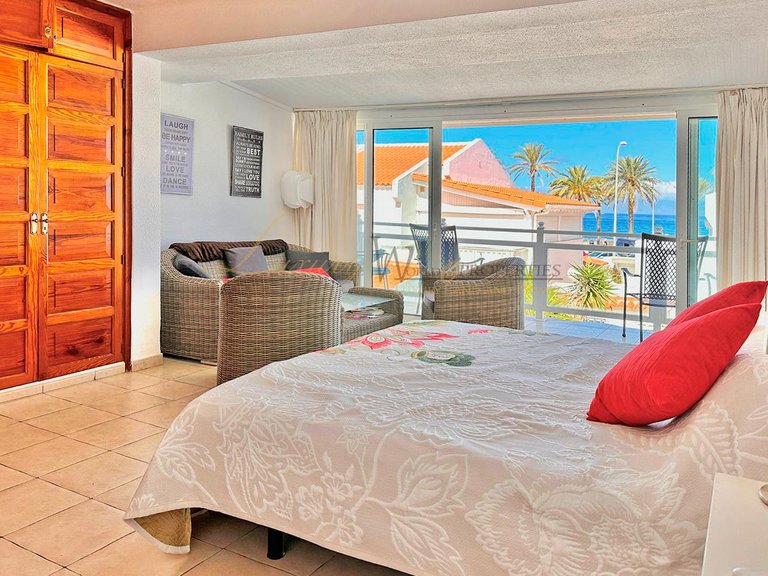 Villa for Sale in Playa De Las Americas, Tenerife, España 12