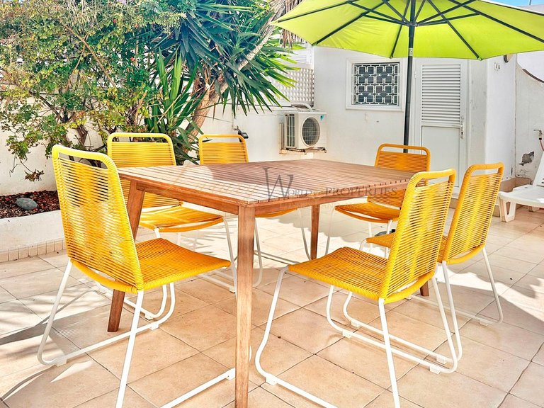 Villa for Sale in Playa De Las Americas, Tenerife, España 2