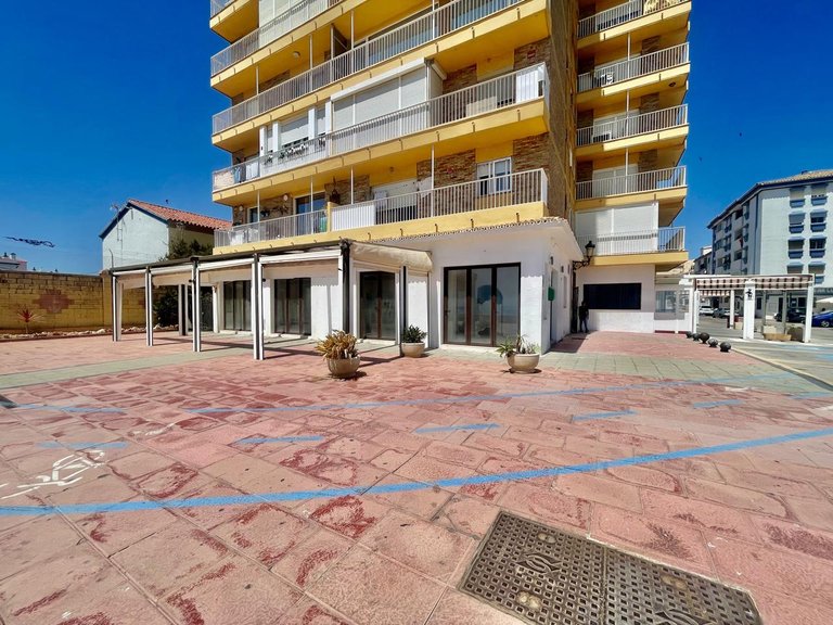 Commercial for Sale in San Luis De Sabinillas, Malaga 1