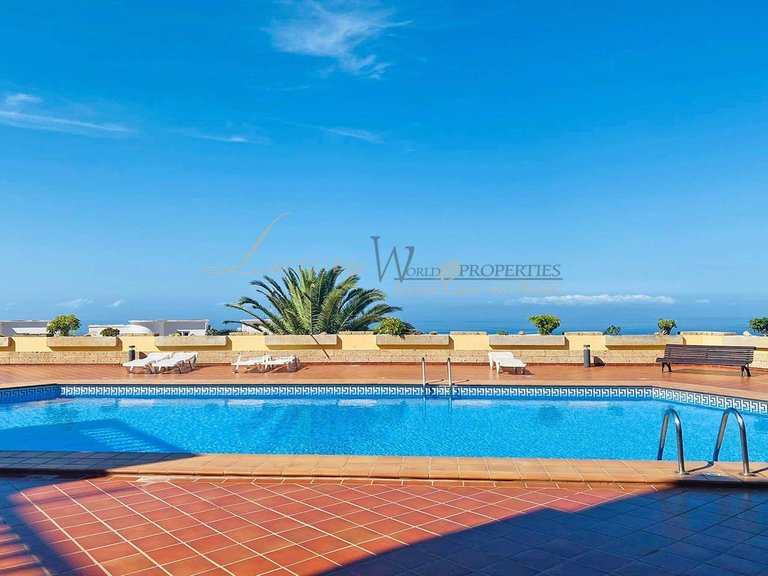 Apartment for Sale in Costa Adeje, Tenerife, España 14