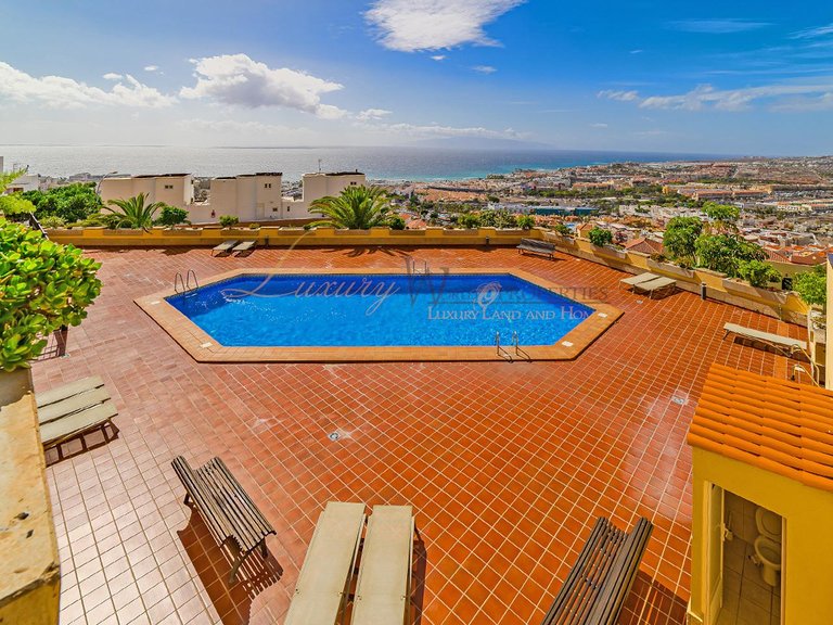 Apartment for Sale in Costa Adeje, Tenerife, España 12