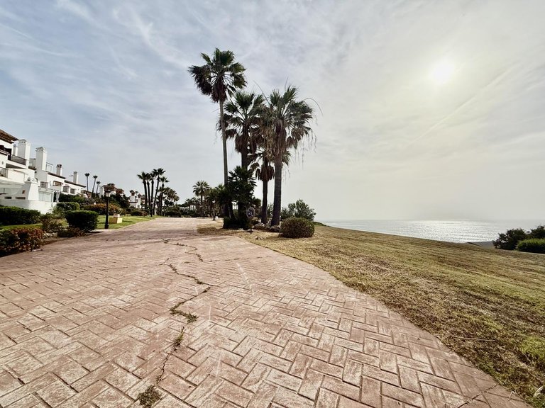 Villa for Sale in San Roque, Cadiz 21