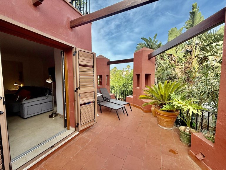 Villa for Sale in San Roque, Cadiz 5