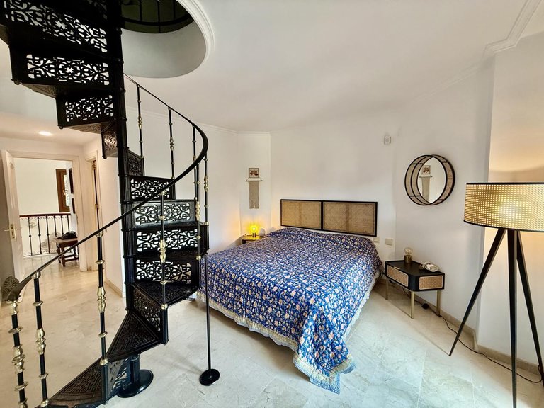 Villa for Sale in San Roque, Cadiz 29