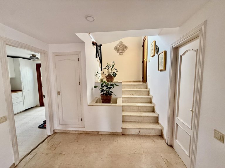 Villa for Sale in San Roque, Cadiz 7