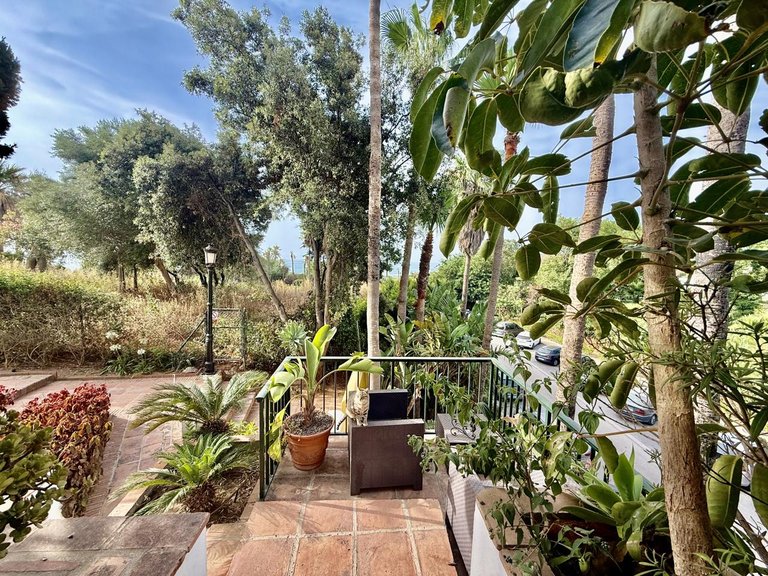 Villa for Sale in San Roque, Cadiz 34