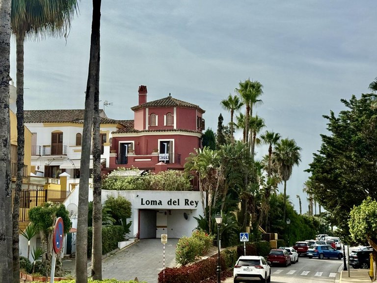 Villa for Sale in San Roque, Cadiz 1