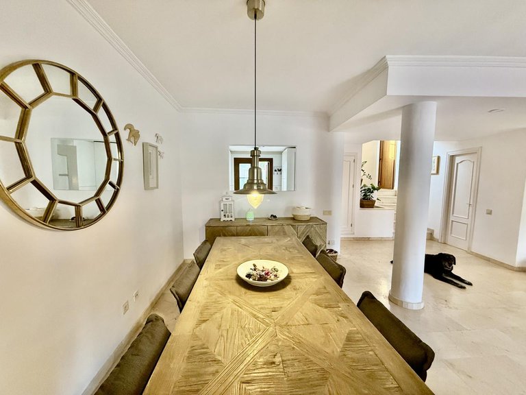 Villa for Sale in San Roque, Cadiz 12