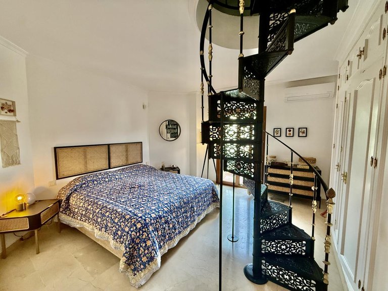 Villa for Sale in San Roque, Cadiz 30
