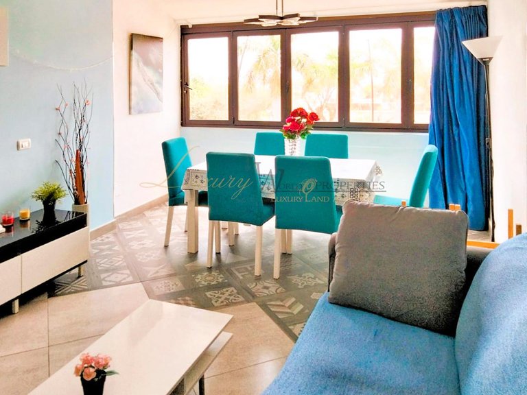 Apartment for Sale in Los Cristianos, Tenerife, España 2
