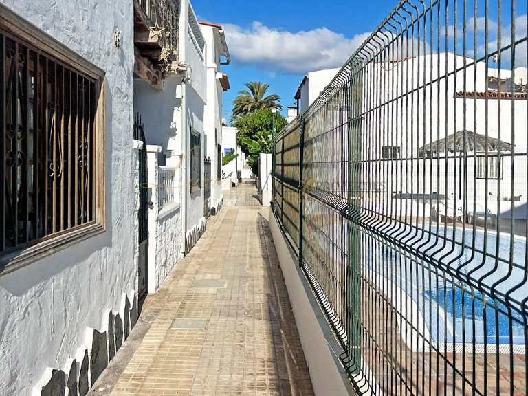 Apartment for Sale in Costa Del Silencio, Tenerife, España 17