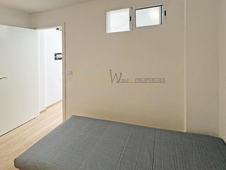 Apartment for Sale in Costa Del Silencio, Tenerife, España 12