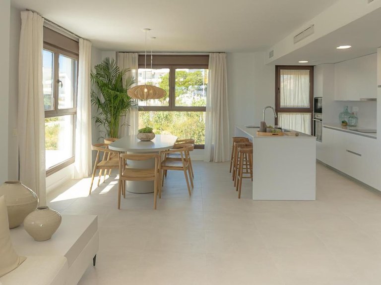 Penthouse for Sale in Estepona, Malaga 16