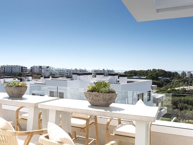 Penthouse for Sale in Estepona, Malaga 25